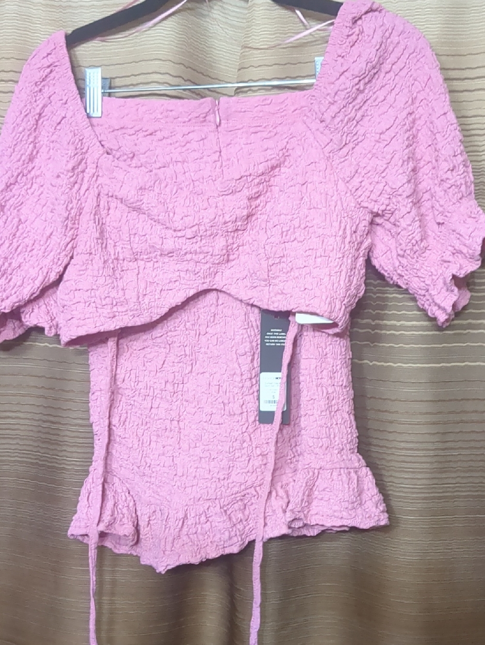 NWT Fashion Nova Pink Crinkle Puff-Sleeve Cropped Top with Matching Skirt.